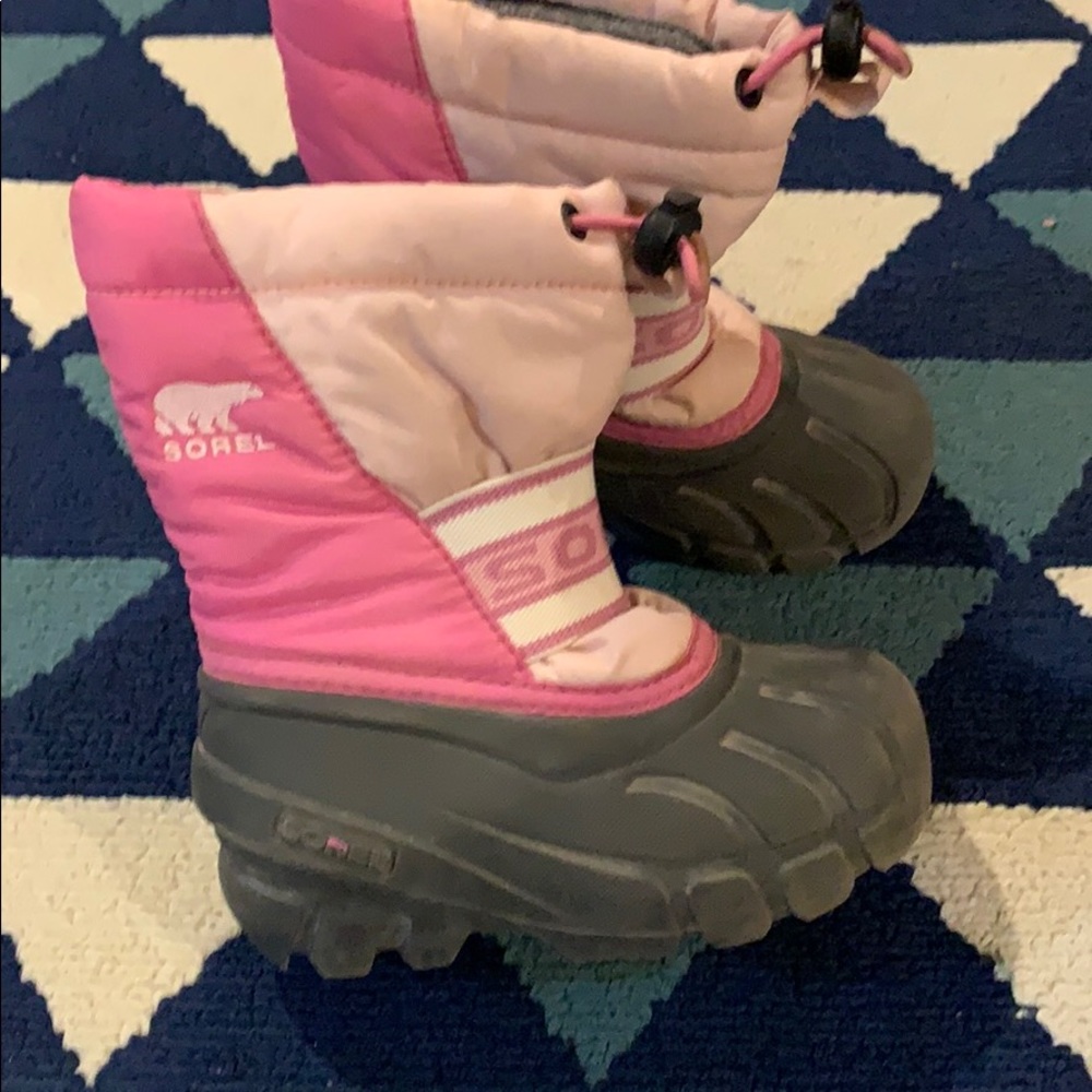 Sorel Pink snow boots
